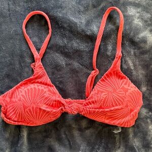 Berlook Red textured bikini top NEW XS